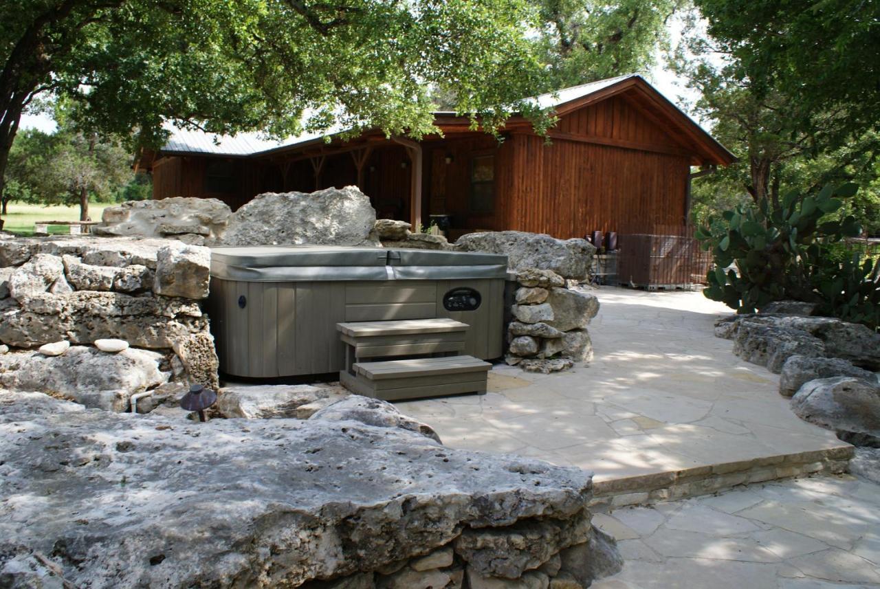 Creekside Falls Wimberley Εξωτερικό φωτογραφία