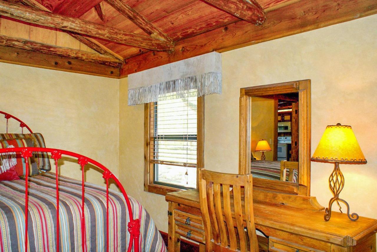 Creekside Falls Wimberley Εξωτερικό φωτογραφία